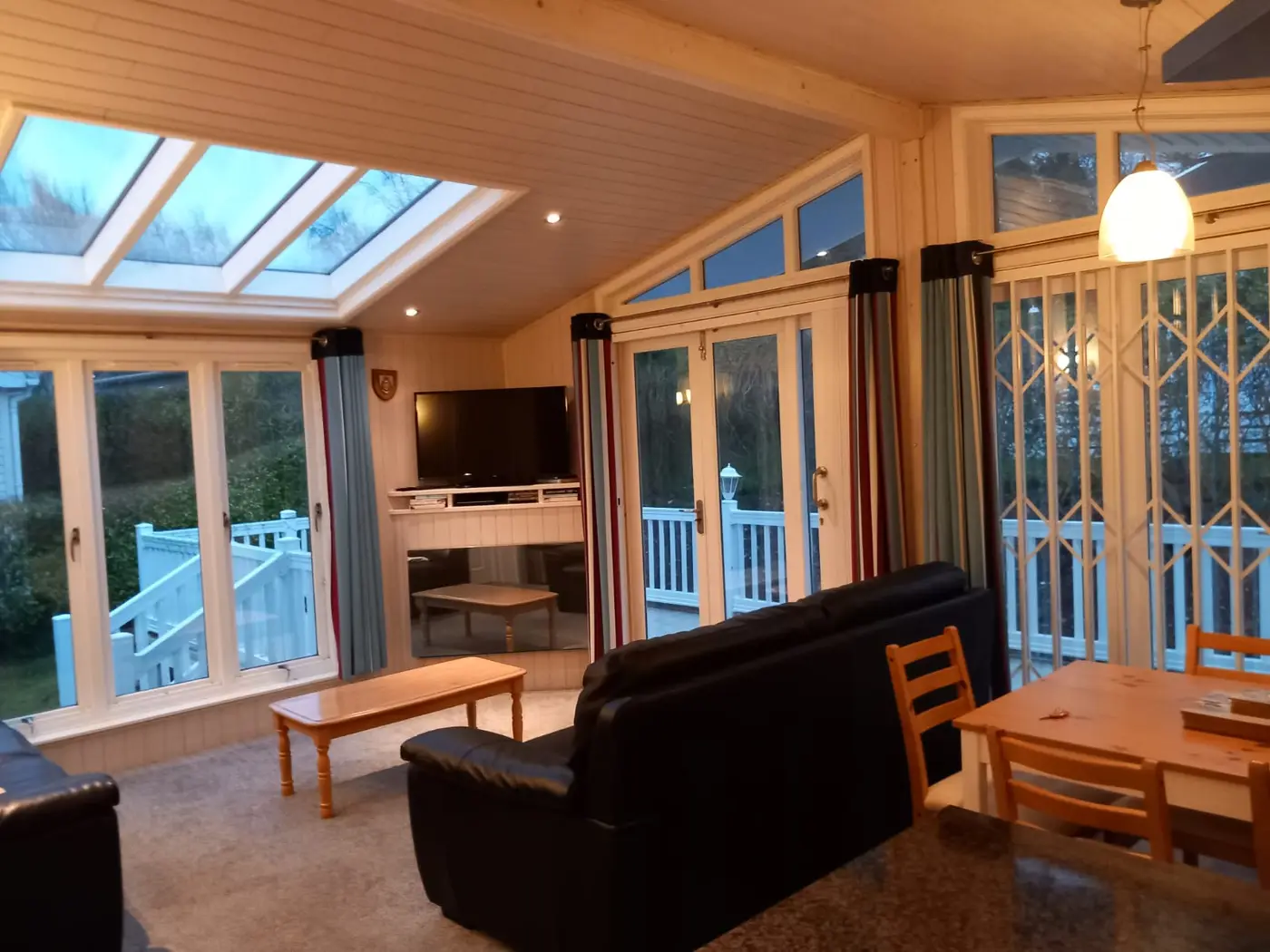 slider image 1