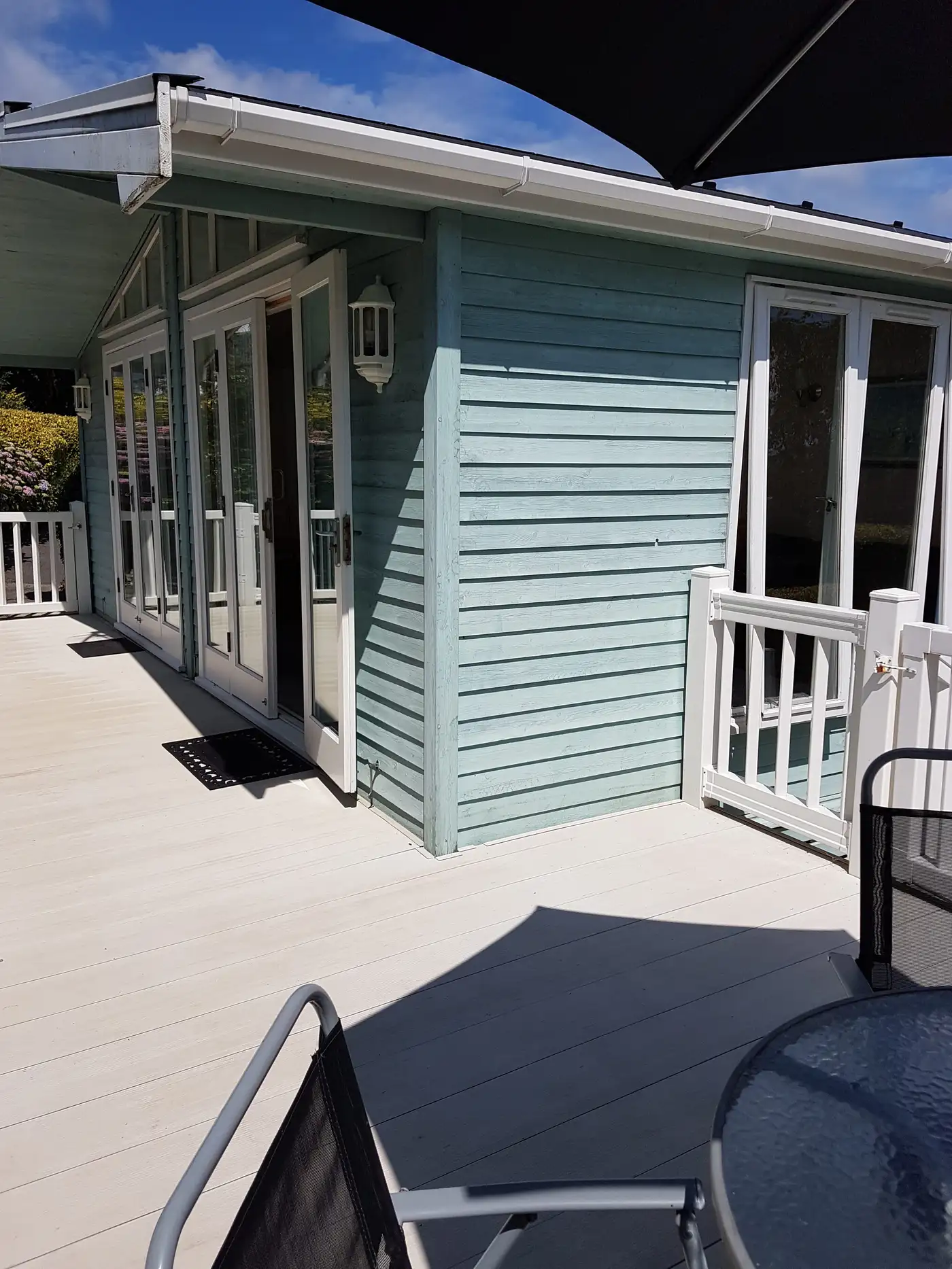 slider image 1